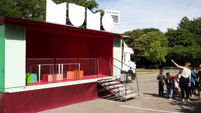 Le MuMo Centre Pompidou fait escale cet été à Châteaudun