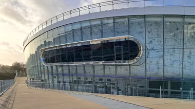 Hoshi en concert au Colisée