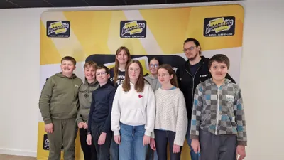 Des élèves du collège Zola de Châteaudun aux commandes de Radio...