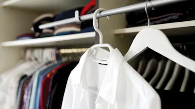 Brocante solidaire pour préparer la rentrée scolaire à...