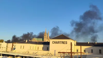 Incendie sur l'ancienne base aérienne de Chartres