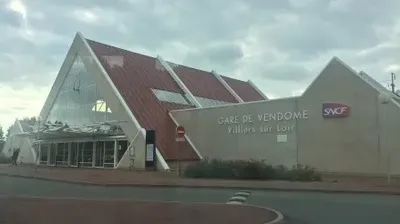 VENDÔME – La gare TGV ouvre avec 40 minutes de retard