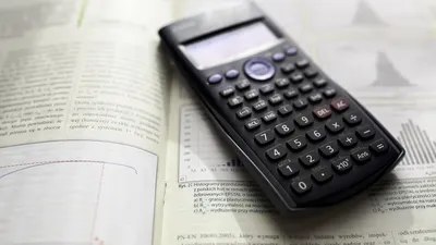 Des calculatrices pour les élèves de 6e