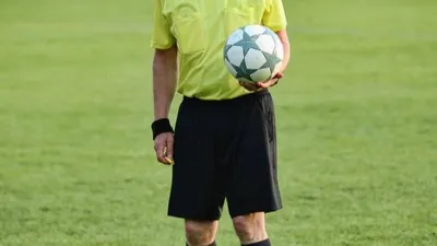 Devenez arbitre de football en Eure-et-Loir 