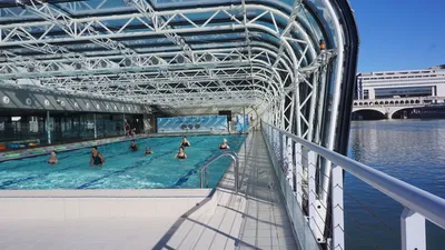 La piscine Joséphine Baker bientôt fermée ? Une icône parisienne...