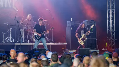 Bastardane, le groupe du fils de James Hetfield produit par Joe...