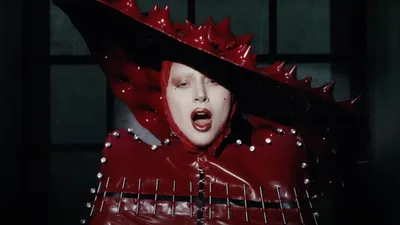 Lady Gaga offre a ses fans pour Noël un concert-film sur You Tube