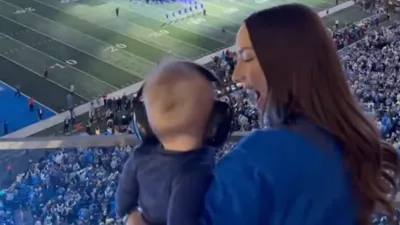 (vidéo) Le petit-fils d'Eminem regarde son grand-père en concert 