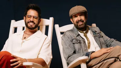 Juan Luis Guerra et Manny Cruz célèbrent le merengue