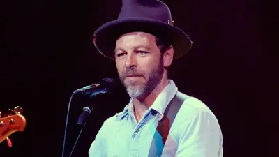 Christophe Maé en duo avec Francis Cabrel pour "La boutique des rêves"