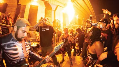 Zack de la Rocha produit un documentaire punk post-covid