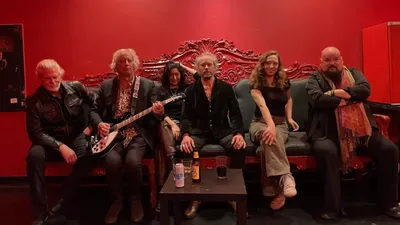 Le 'super groupe' Drink The Sea annonce un nouvel album