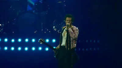 Pourquoi Harry Styles entre dans le Guinness