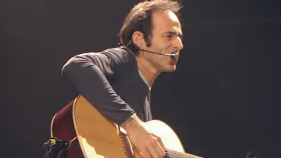 Jean-Jacques Goldman surprend un fan avec un cadeau personnel