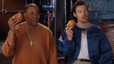 Harry Styles tranche sur le débat pain au chocolat - chocolatine......