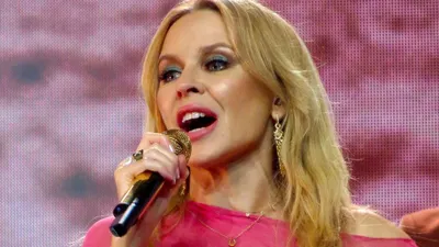 Kylie Minogue prépare une tournée pour ses 40 ans de carrière