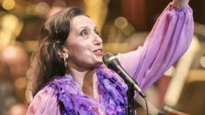 Luz Casal revient avec un nouvel album.