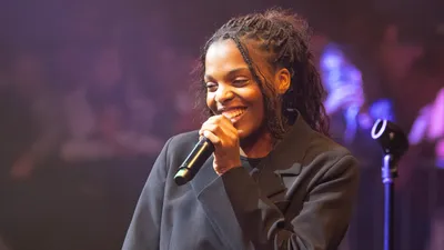 Mentissa annonce « Enfants difficiles », un nouvel album disponible...