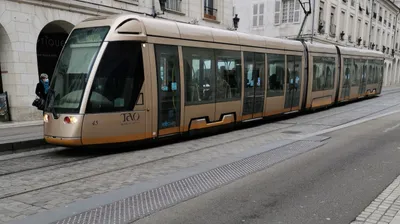 Orléans : un bouton SOS pour renforcer la sécurité dans les transports