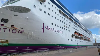 Bordeaux : 1700 passagers et membres d'équipages confinés à bord...