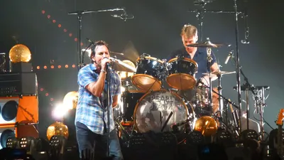 Pearl Jam replonge dans ses débuts avec un livre photo inédit