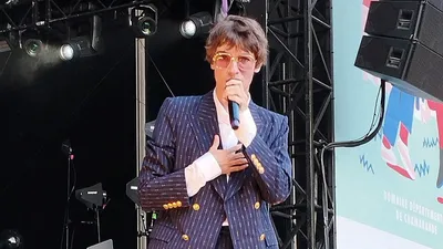 Pierre de Maere dévoile la sortie d’un nouveau single accompagné...