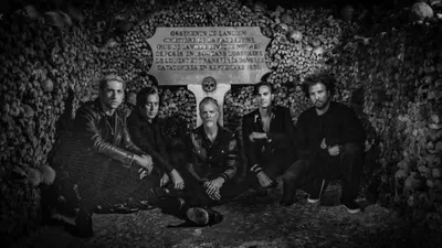 Queens of the Stone Age lance une ligne téléphonique pour...