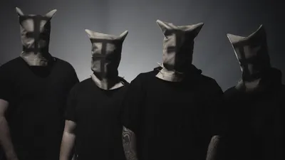 Reflections se sépare de deux membres après une dispute autour de...