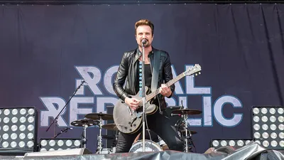 Adam Grahn blessé, Royal Republic annule son concert à Rouen