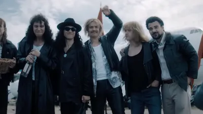 Scorpions dévoile une nouvelle bande-annonce pour le biopic Wind of...