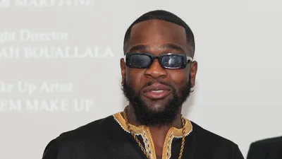 Tayc dévoile « JOŸA », un clip-court métrage projeté en...