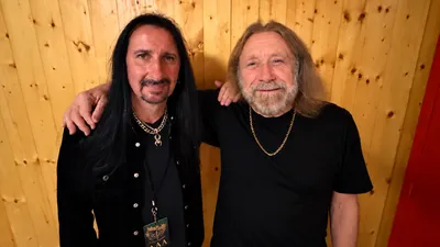 Judas Priest : le bassiste Ian Hill annonce sa retraite après 57 ans