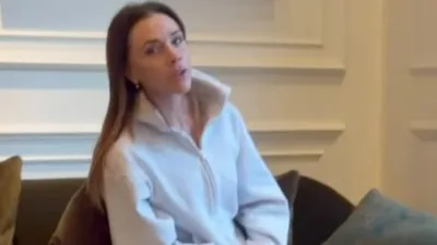 La toile s’enflamme après que Victoria Beckham a revisité “Viva...