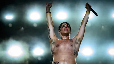 Yungblud annule le reste de sa tournée pour raison de santé