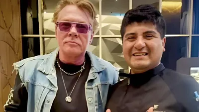 Viré pour un selfie avec Axl Rose