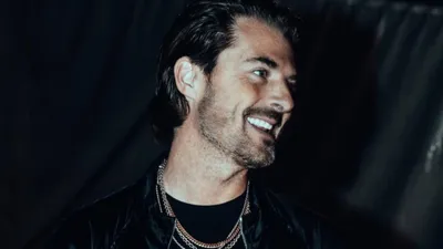 Axwell fait son grand retour avec « Whatever Turns You On »