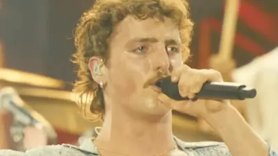 Benson Boone annonce un nouveau single inédit pour le début de l'été