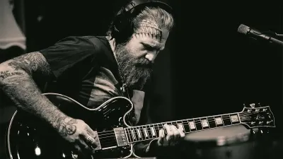 Mastodon rend hommage à Brent Hinds, son chanteur décédé 