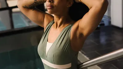 Un maillot de bain pensé pour les femmes après un cancer du sein
