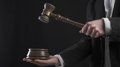 Un homme remporte à Picasso, après une mise de 100 euros