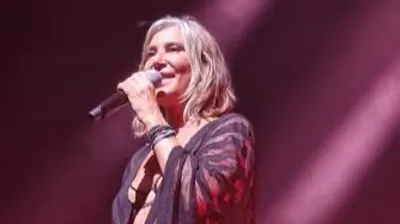 Zazie dévoile un clip habité pour illustrer son deuxième single