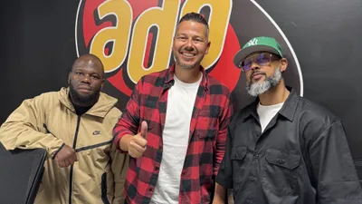 Factor X replonge dans les années 2000 dans ADO Family