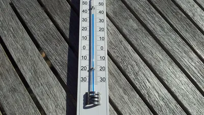 Pourquoi les écoles ne sont-elles pas climatisées ? Le paradoxe...