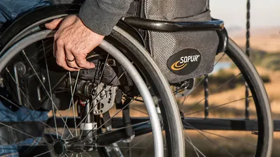 Fauteuils roulants : une prise en charge intégrale pour garantir la...