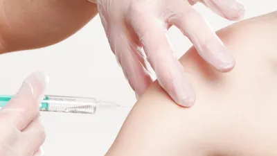 Un vaccin personnalisé contre le cancer de la peau réduit le risque...