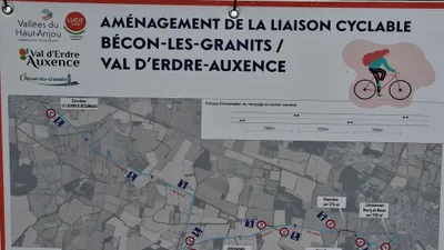 Près du Lion d'Angers. Les travaux de la liaison cyclable entre...