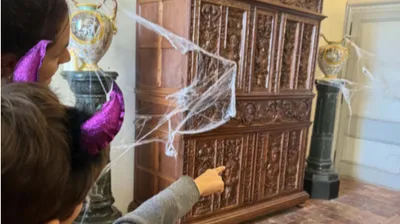 Près d'Angers. Quand Halloween permet de faire visiter le château...