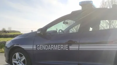 Près de Pouancé. Des gendarmes retrouvent deux tracteurs volés en...