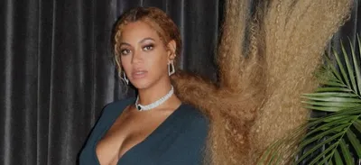 Pour les 20 ans de son album B'DAY, Beyonce offre un beau cadeau à...