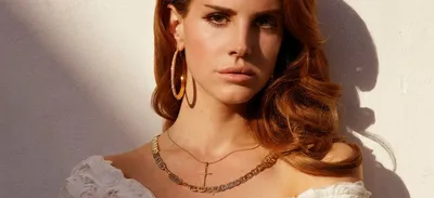 Lana Del Rey dévoile une chanson inédite pour James Bond... enfin...